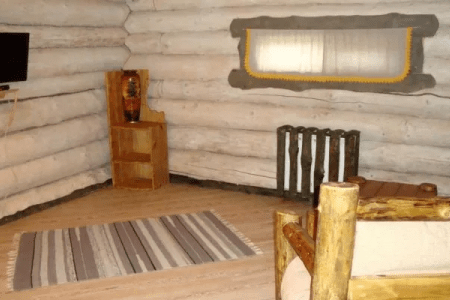 Изба Молодежка-16