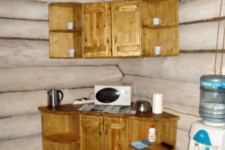 Изба Молодежка-16