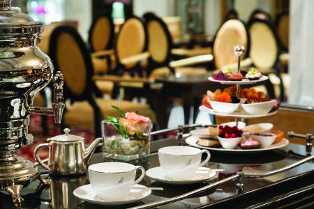 Лобби Лаунж