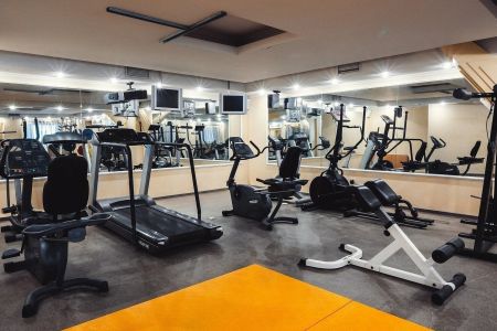 Теннисный корт