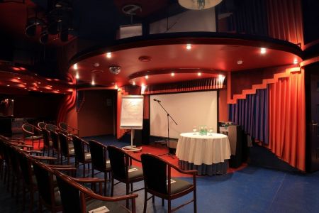 Конференц зал