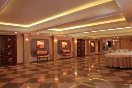 Теннисный корт