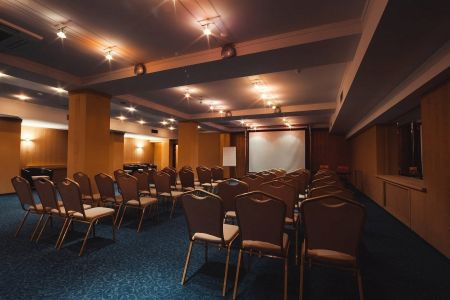 Теннисный корт