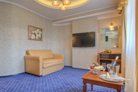 Теннисный корт