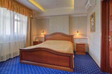 Теннисный корт