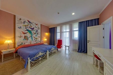 Сюит 2-местный 2-комнатный