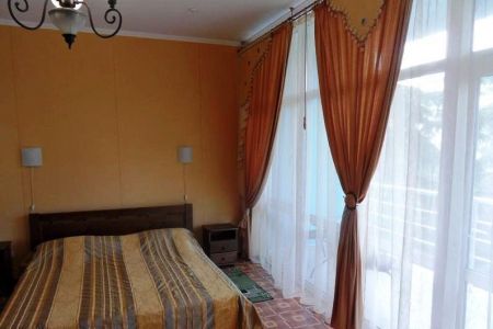 «Прага» парк-отель