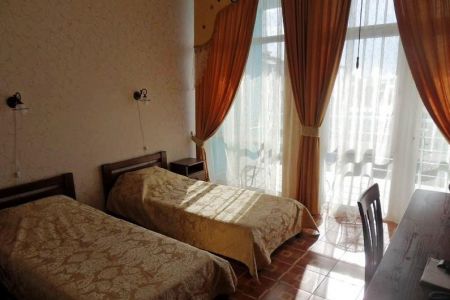 «Прага» парк-отель