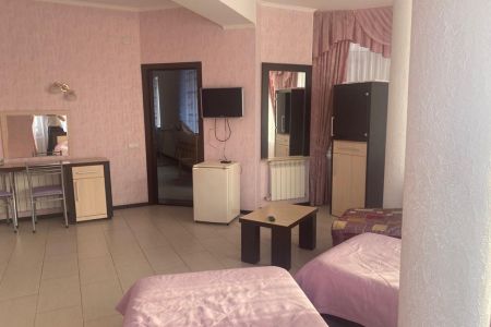 Студио 4-местный