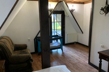 Коттедж 4-местный 2-этажный 3-комнатный