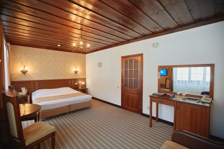 Ресторан шведский стол.