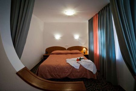 Малый конференц-зал