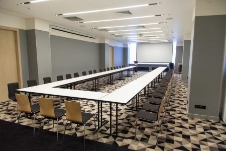 Конференц-зал
