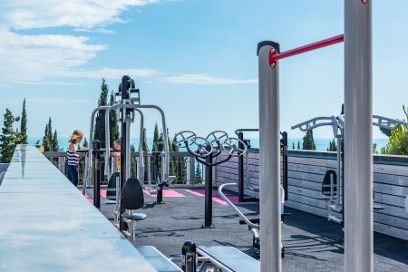 86. Территория отеля ЯИ-min