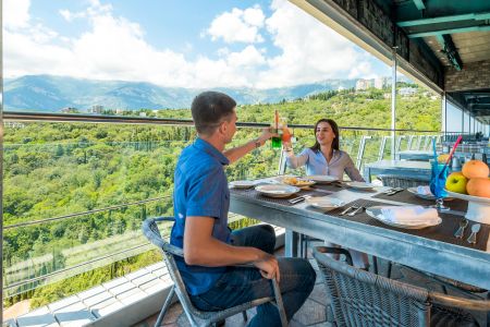 99. Территория отеля ЯИ-min