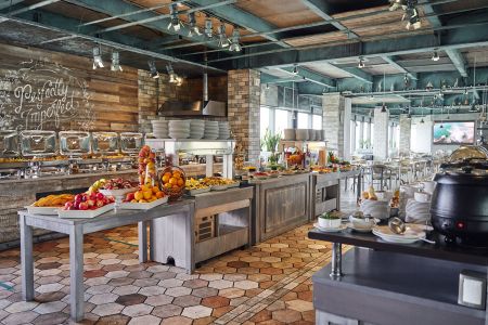 99. Территория отеля ЯИ-min