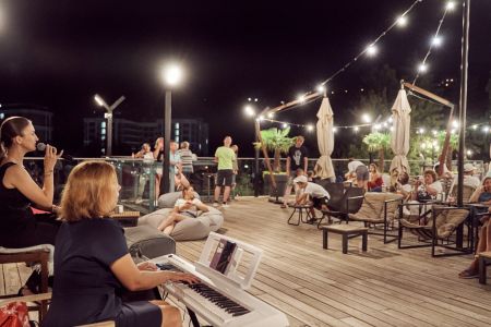 91. Территория отеля ЯИ-min