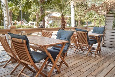 91. Территория отеля ЯИ-min