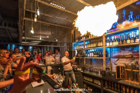 78. Вечерняя анимация и отдых-min