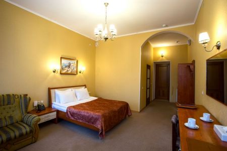 Фасад с внутреннего двора