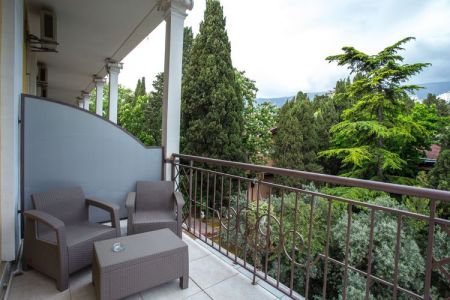 Фасад с внутреннего двора