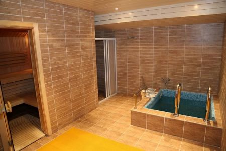 Холл в корпусе Усадьба