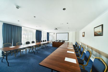 Конференц-зал