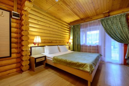 Пруды и беседки