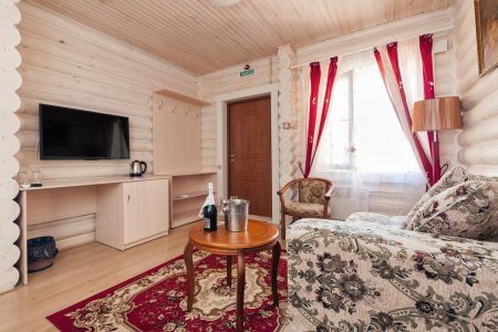 Пруды и беседки