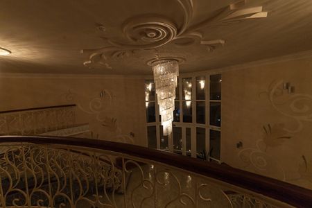 Внешний вид корпуса. Двор