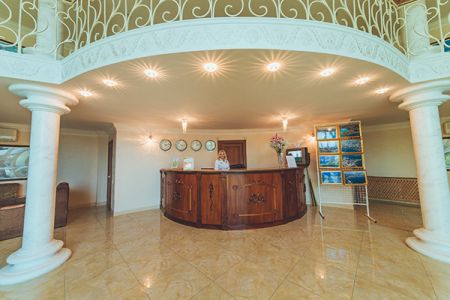 Внешний вид корпуса. Двор