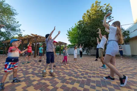 «Family Resort» / «Фемили Резорт» отель