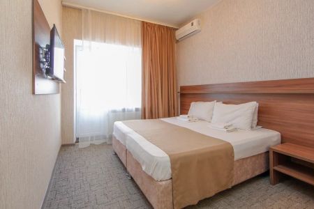 «Family Resort» / «Фемили Резорт» отель