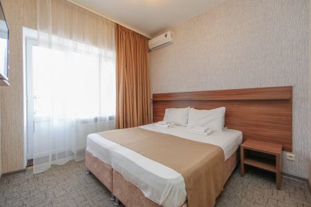 «Family Resort» / «Фемили Резорт» отель