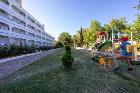 «Family Resort» / «Фемили Резорт» отель