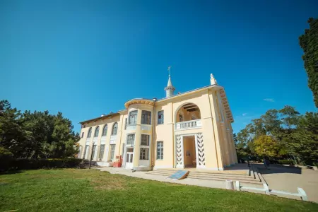 «Романова» парк-отель