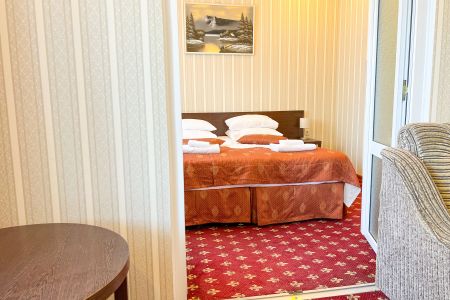 Территория, бассейн