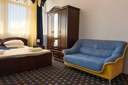 Территория, бассейн