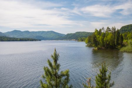 Вид на озеро