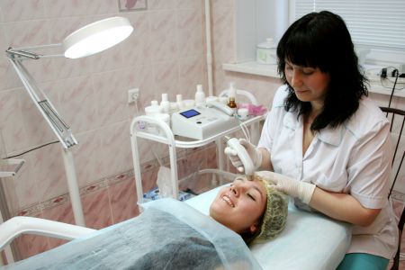 Косметолог