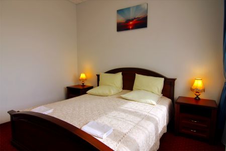 Апартаменты 4-местный 3-комнатный (коттедж № 1-5)