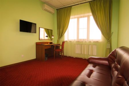 Апартаменты 4-местный 3-комнатный (коттедж № 1-5)