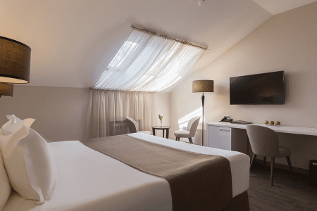 Сюит 4-местный 3-комнатный