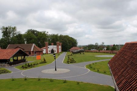 Главный вход