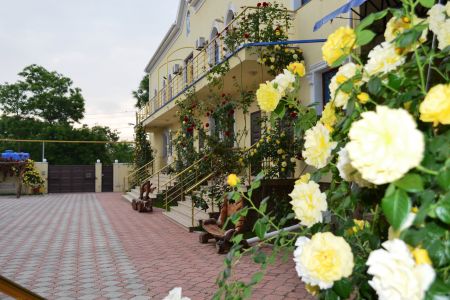 «Миру-Мир» гостевой дом_01