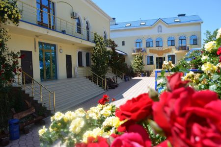 «Миру-Мир» гостевой дом_01