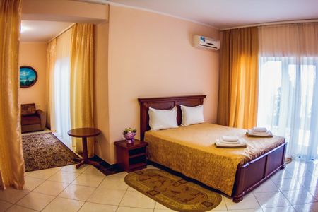 Полулюкс семейный 2-местный 2-комнатный