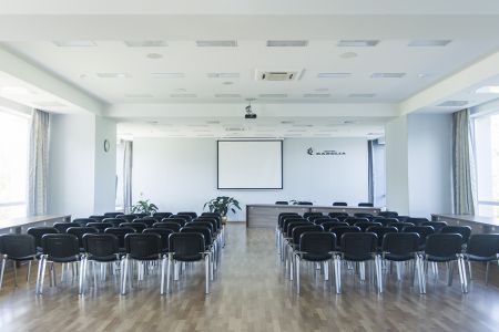 Конференц-зал