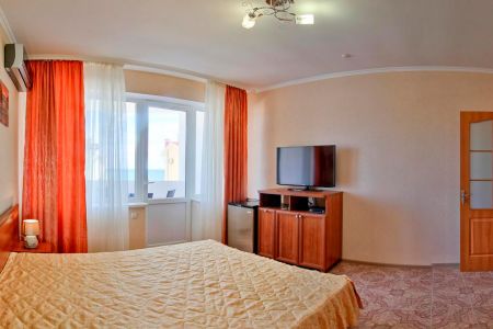 Внешний вид и бассейн