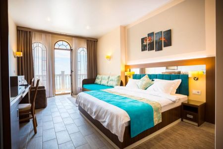 Стандарт с балконом